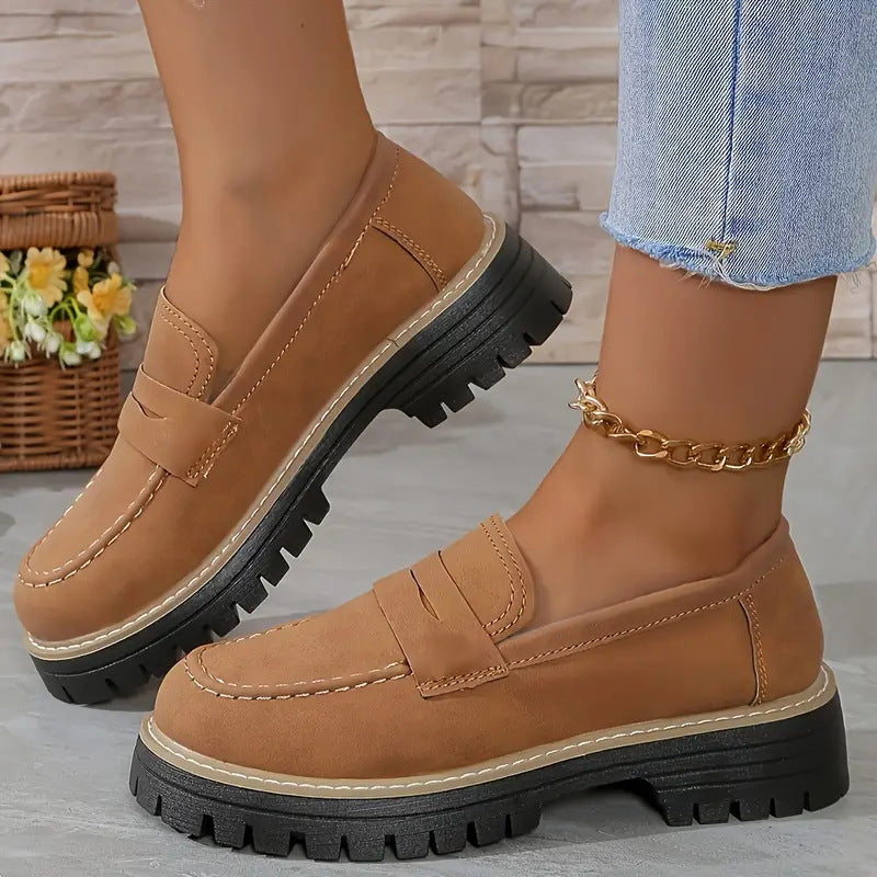 Sofía: Mocasines elegantes de plataforma